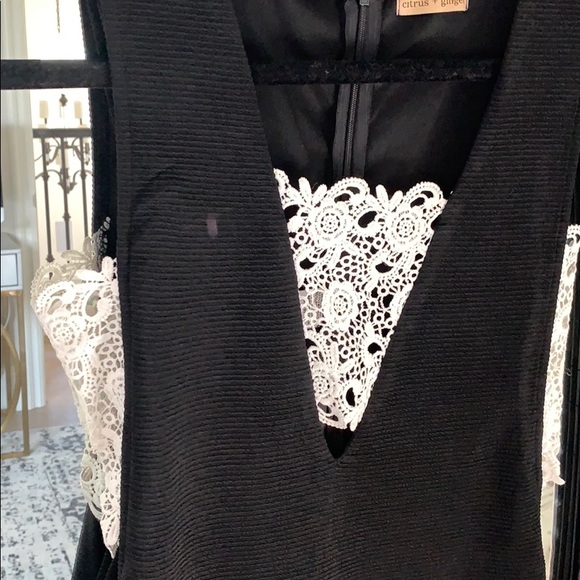 Citrus + Ginger dress - Picture 2 of 3